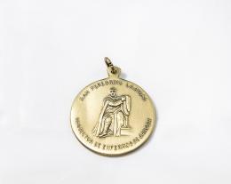 Medallas en bajo relieve